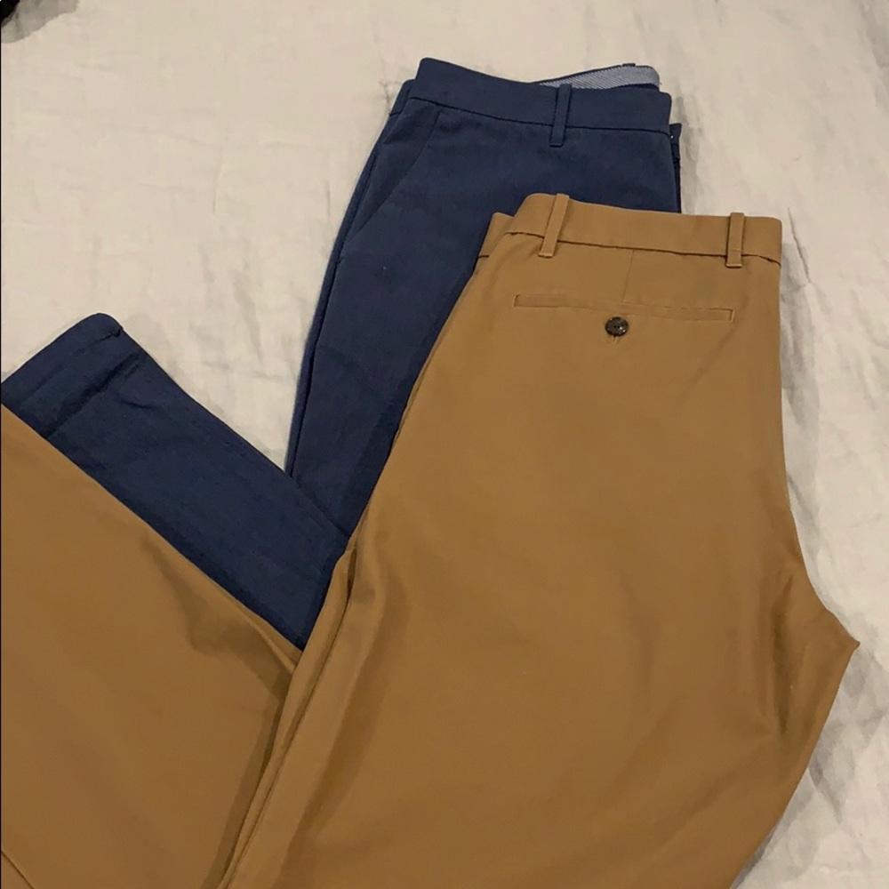 Tailored Gap khakis slim fit pants